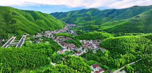 振興旅游，宜興加快重大項目建設(shè) 提升整體品質(zhì)內(nèi)涵 擦亮金字招牌